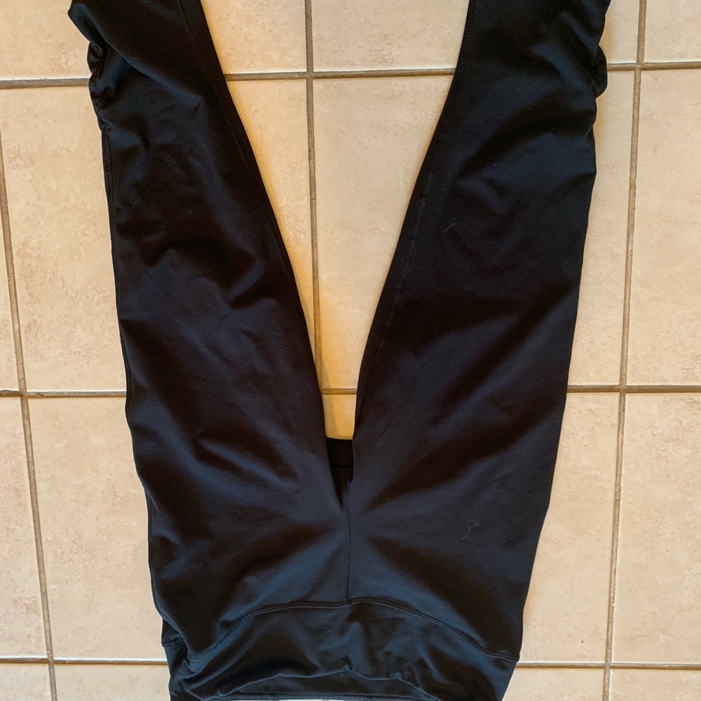 Capris - Picture 3 of 4